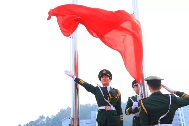他曾担任陕西省委书记，1966年被“打倒”，遗嘱是捐赠1万元